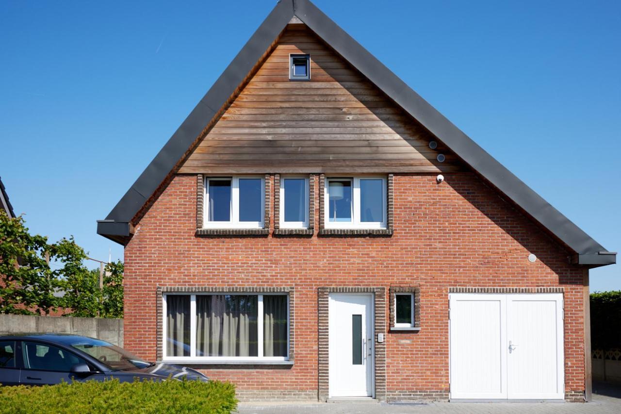 Apartment With A View And Parking Brecht Exterior foto